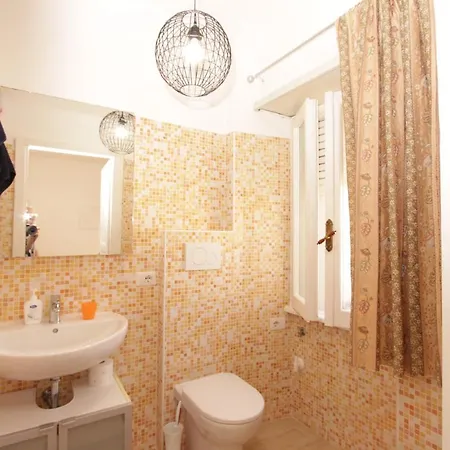 Quarto em Acomodações Particulares Pacinotti Studio