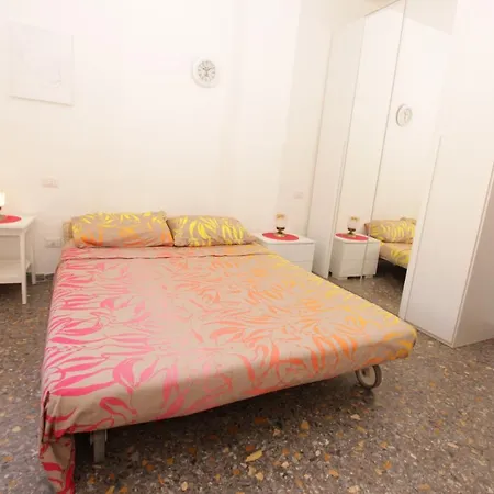 Pacinotti Studio Quarto em Acomodações Particulares